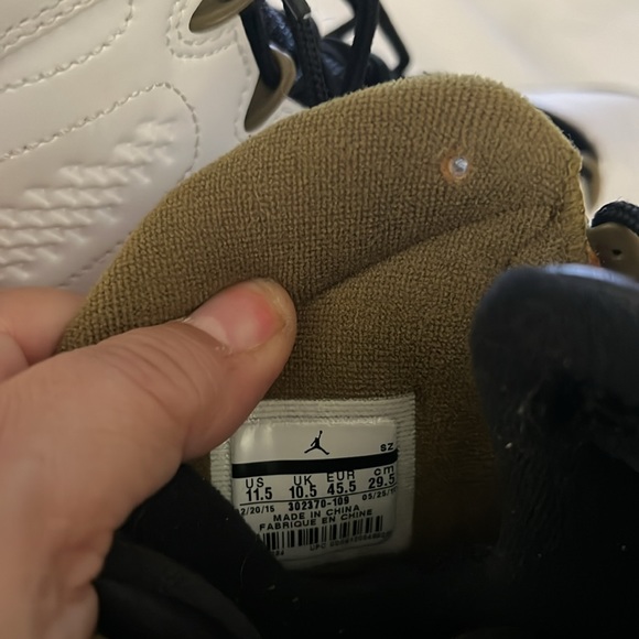 Air Jordan 9 Retro Statue in good condition in size 11.5 mens no box - Picture 7 of 7